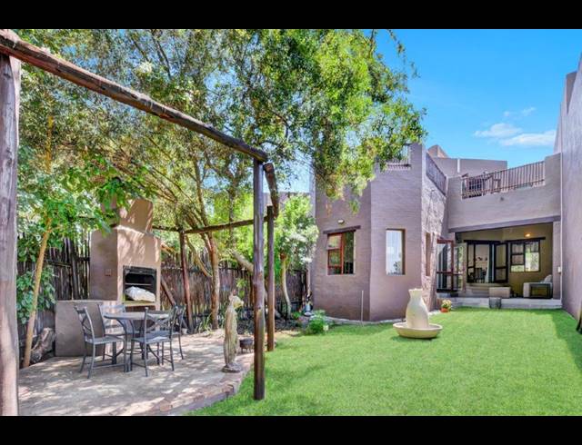 3 BEDROOM DUPLEX FOR SALE IN NORTH RIDING